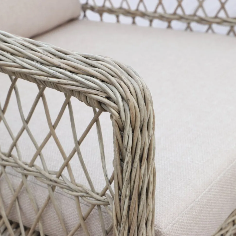 Balkongset 2 st fåtöljer med sidobord + Textilskydd för utemöbler