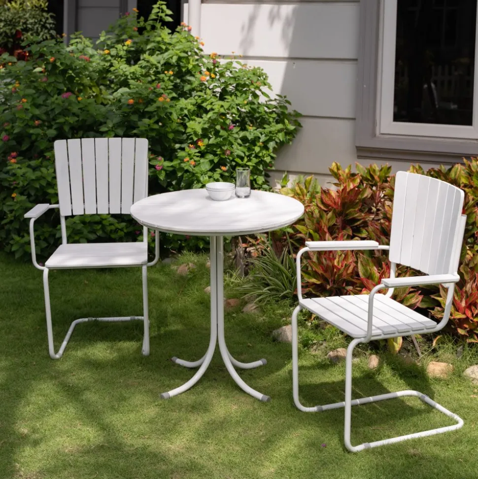 Balkongset: 2 st karmstolar med runt bord