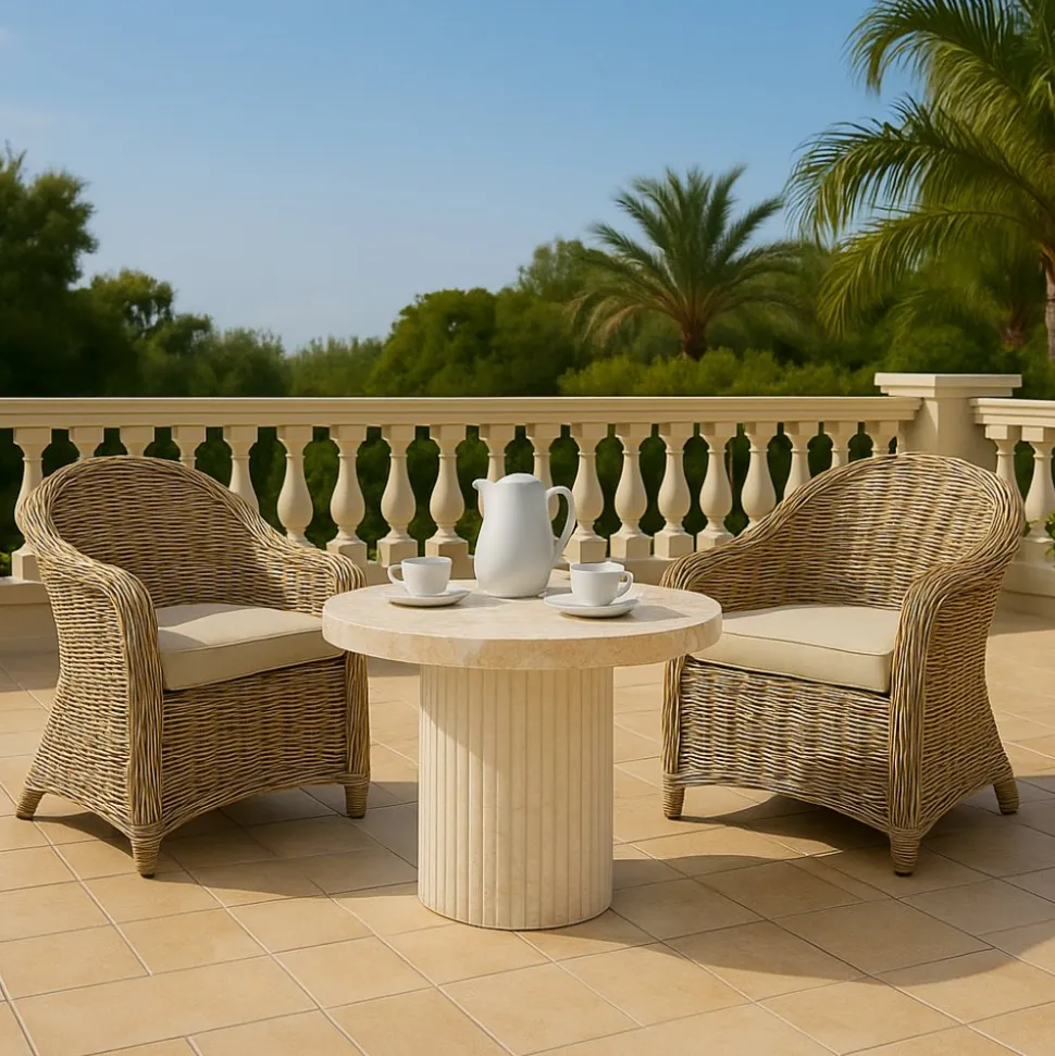 Balkongset: 2 stolar och soffbord Ø80 cm