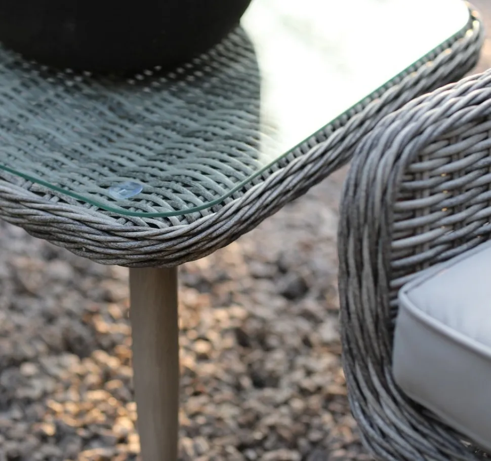 Balkongset i rotting + Rengöringsmedel för utemöbler