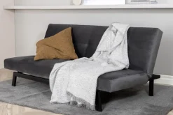 Bäddsoffa i mörkgrå sammet