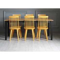 Dalsland matgrupp: Matbord i svart / ek med 6 st gula pinnstolar