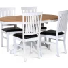 Fitchburg matgrupp; runt matbord 106 /141 cm - Vit / oljad ek med 4 st Fårö stolar med sits i svart PU + 3.00 x Möbeltassar