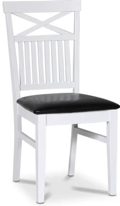 Fitchburg matgrupp; runt matbord 106 /141 cm - Vit / oljad ek med 4 st Fårö stolar med kryss i ryggen, sits i svart PU