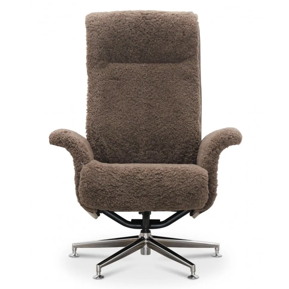 Fårskinnsfåtölj med fotpall - ek/brun - Ulla + Textilrengöring för möbler