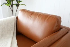 Fåtölj cognacs färgat konstläder - Cansas + Fläckborttagare för möbler