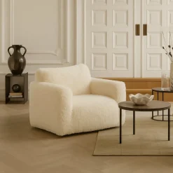 Fåtölj fluffig beige tygklädsel