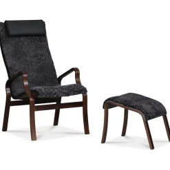 Lammet / Fashion fotpall i fårskinn scandinavian dark grey - Mörk valnöt