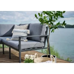 Loungegrupp i aluminium med grå dynor - Melo + Textilrengöring för möbler