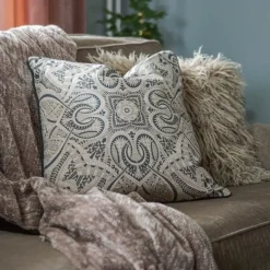 Manja kuddfodral 50 x 50 cm - Beige/Mörkblå