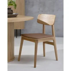 Matstol Kleppen i oljad ek stomme med brun PU sits