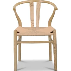 Oskar matstol i trä