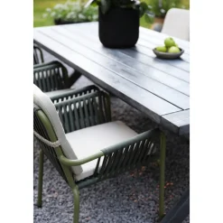 Oxford utematgrupp; bord 220x100 cm inkl 6 st Lincoln stapelbara karmstolar grön/beige