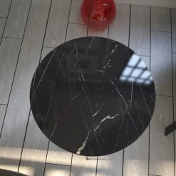 Sandalf sidobord 40 x 40 cm - Svart/vit