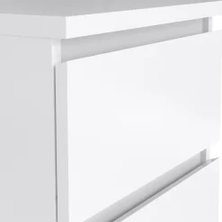 Smal byrå med 3 lådor 70 cm hög och 40,5 cm bred