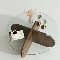 Soffbord i valnöt med glasskiva + Möbeltassar