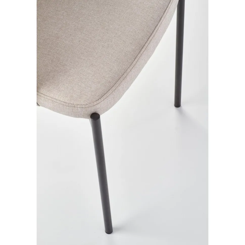 Stol beige med svarta ben - Cadeira + Möbeltassar