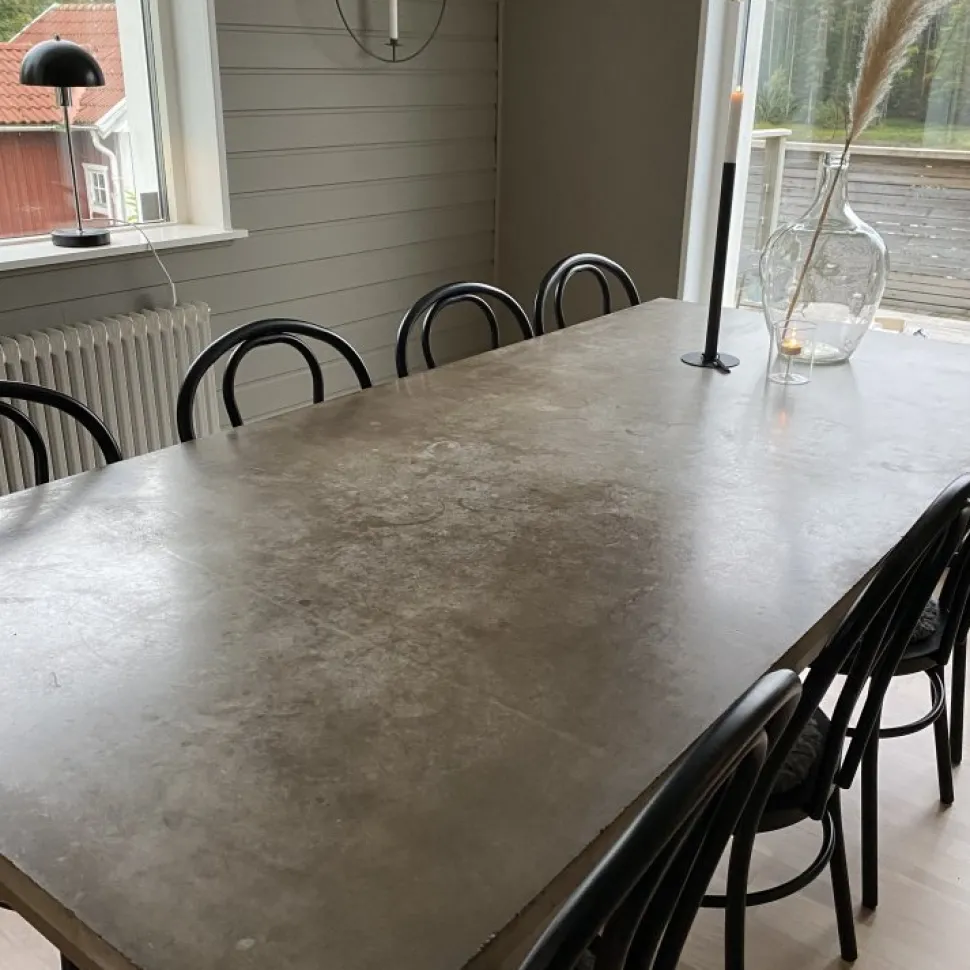 Stol i svart metall - No18