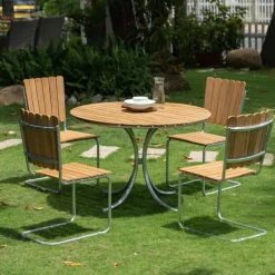 Teakstol med galvat stål, stapelbar - Möllan + Rengöringsmedel för utemöbler