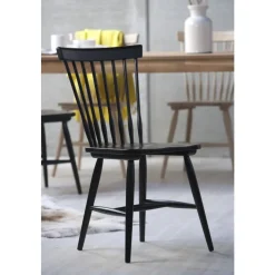 Tärnö svart pinnstol + Textilrengöring för möbler