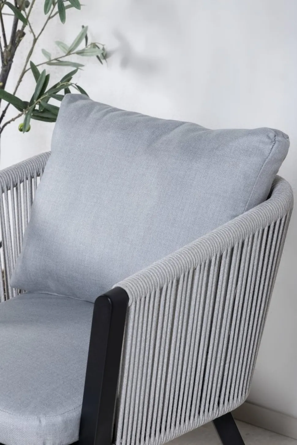 Virya matstol - Svart